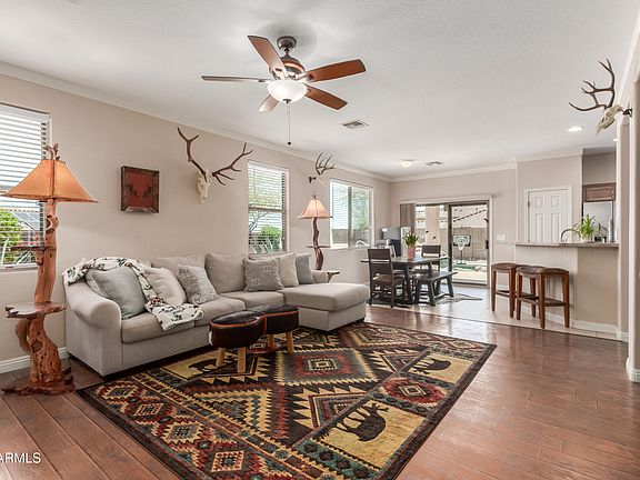 4th image of 2507 W Whitman Drive