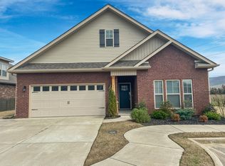 3037 Greenway Cir SE, Owens Cross Roads, AL 35763