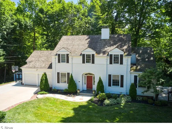 251 Overwood Rd, Akron, OH 44313