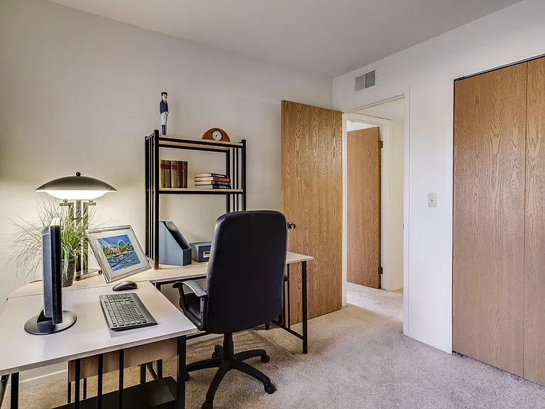 Bedroom or Den