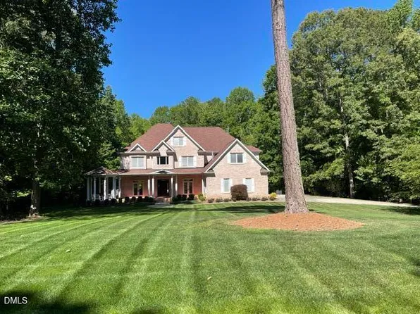 7421 New Forest Ln, Wake Forest, NC 27587