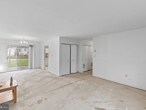 5th image of 6231 Marlora Rd