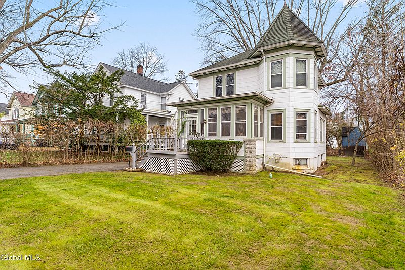3rd image of 4 Morgan Terrace