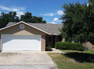 1718 Greenwood Ln, Kingsland, TX 78639