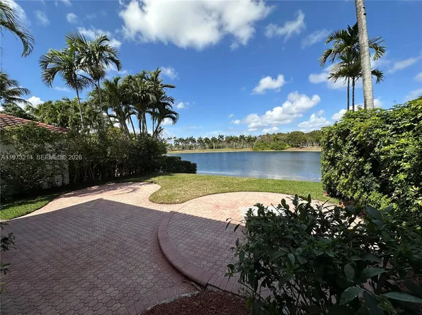 10965 NW 59th St, Doral, FL 33178