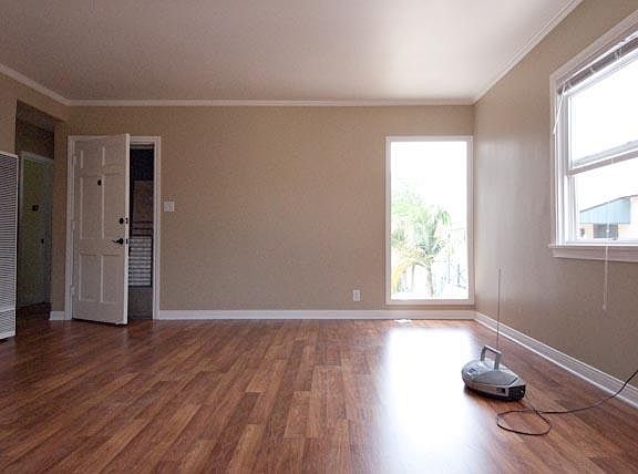 2nd image of 31 Roswell Ave Unit 3