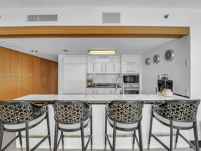 465 Brickell Ave #1001 — Photo 12
