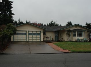 2851 Greenbriar St, Reedsport, OR 97467