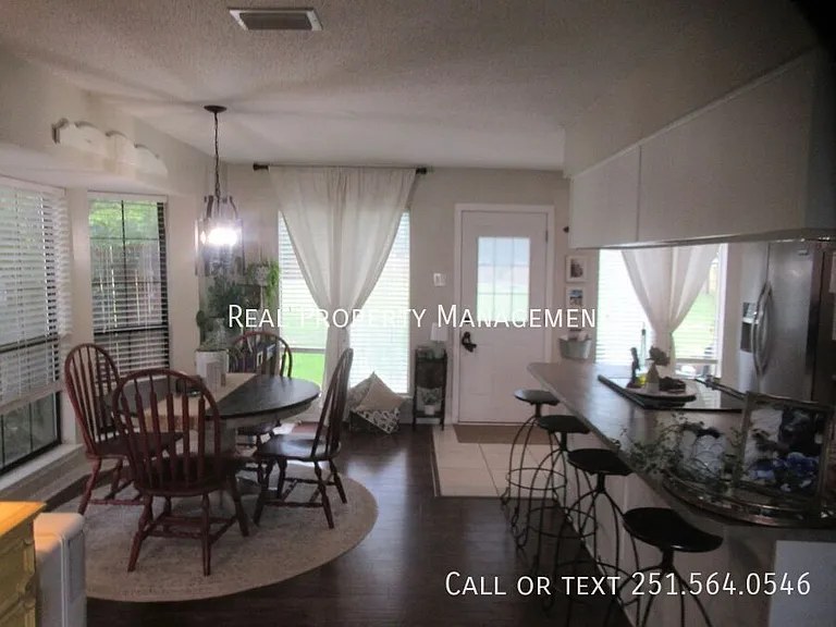 1331 Repoll Rd — Photo 5