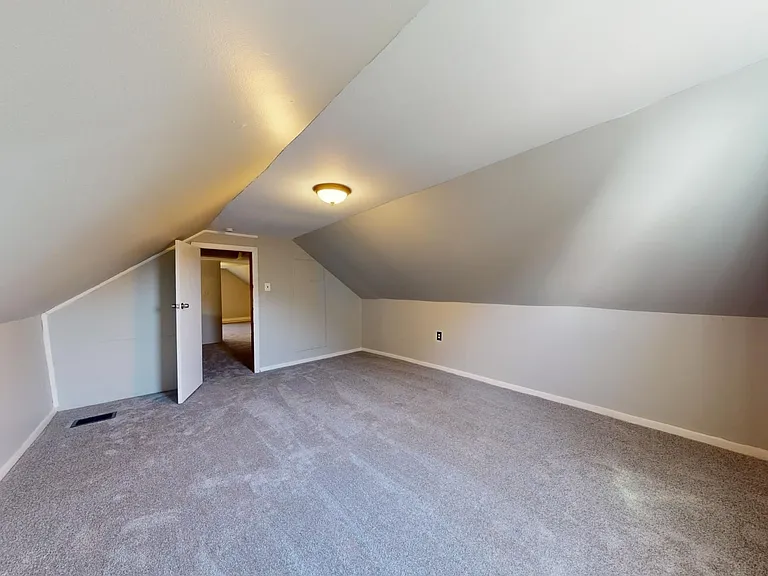 3123 W 58th St — Photo 24