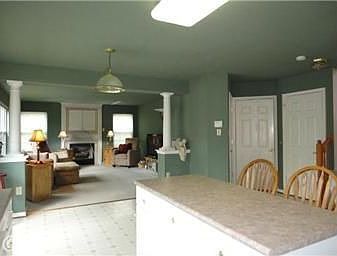 3rd image of 742 Berrymans Ln