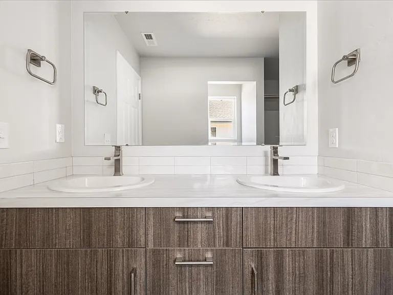 Primary Bath with 2 sinks