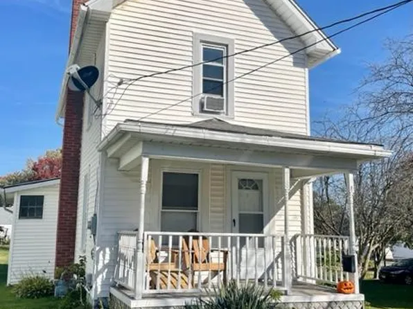 218 Pearl St, Ashland, OH 44805