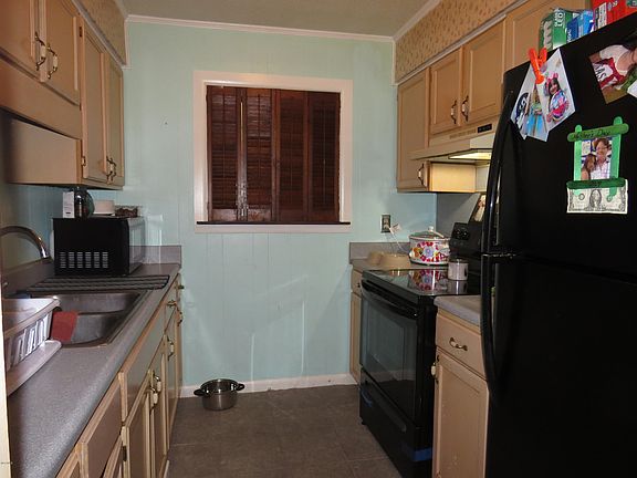 5th image of 2413 Avenido Del Pinar St