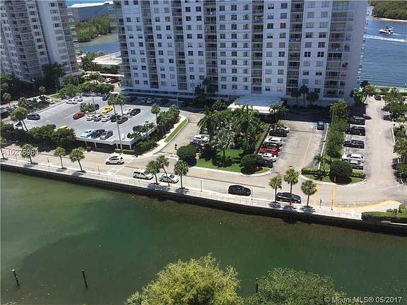 5th image of 400 Kings Point Dr APT 1521