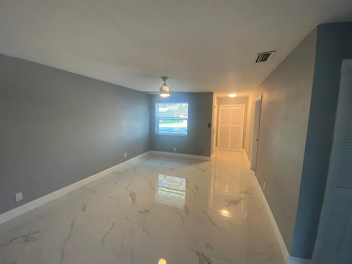 Building Photo - 11200 NW 35th St #A