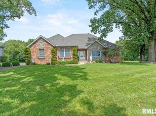 9815 Boyd Farm Rd, Rochester, IL 62563