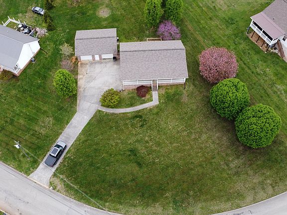 4th image of 1421 Lonesome Oak Ln
