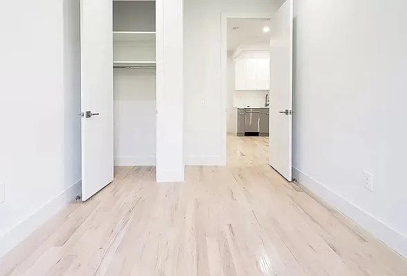 Rented by REAL New York | media 5