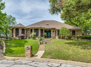 3910 Cross Bend Ct, Arlington, TX 76016