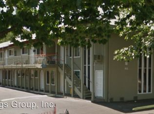 932 W 7th Ave APT 3, Eugene, OR 97402