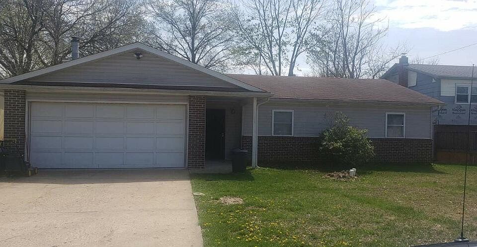 2nd image of 3408 Nottingham Ct
