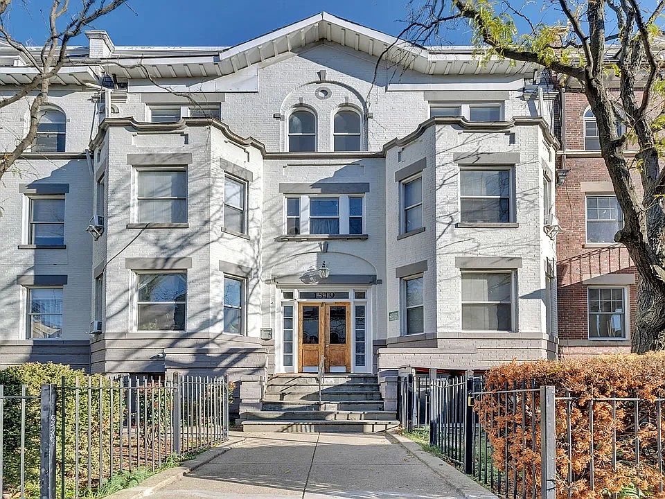 1st image of 1519 Park Rd NW APT 302