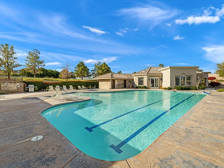 79679 Carmel Valley Ave — Photo 18