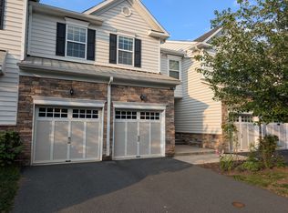 68 Autumn Ln, Skillman, NJ 08558