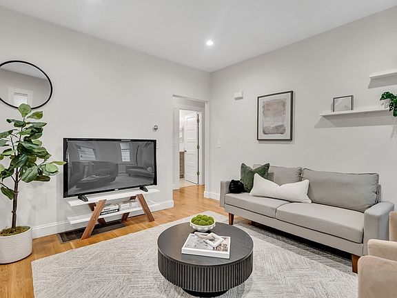 2nd image of 26 Hardwick St #1