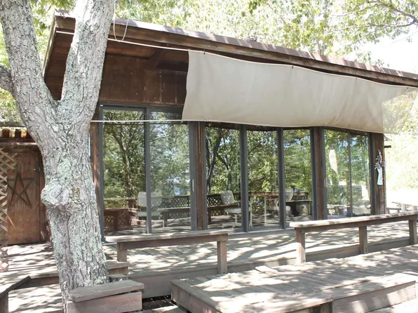 93 Stars Dr, New Concord, KY 42076