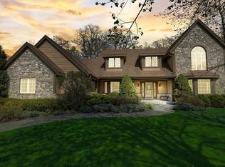14705 W Fleetwood Ln, New Berlin, WI 53151