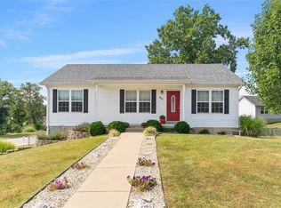 801 Ella Ln, Saint Clair, MO 63077