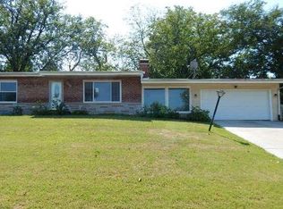 9501 Jannette Dr, Saint Louis, MO 63136