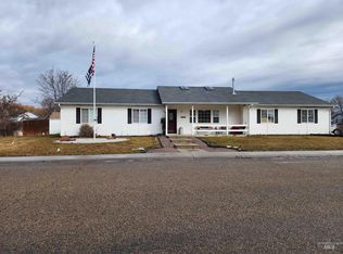 7252 Newbrook Dr, Nampa, ID 83687