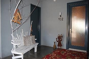1st image of 417 Frazier Ave #402