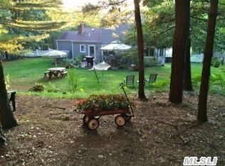 179 Wading River Hollow Rd, Ridge, NY 11961