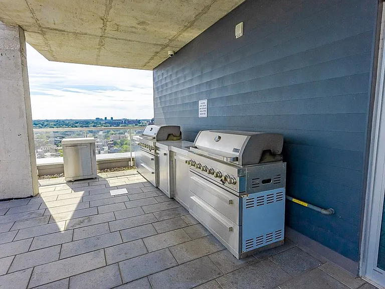 175 Carruthers Ave — Photo 30