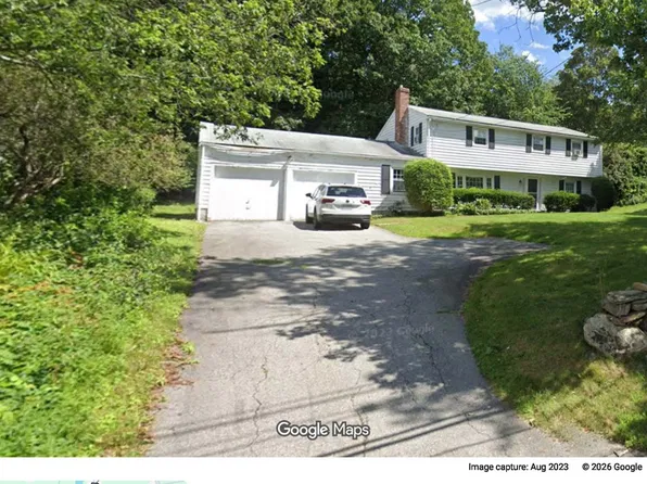 93 Main St, Acton, MA 01720