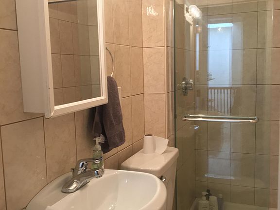 4th image of 94 Pleasant St #4TD