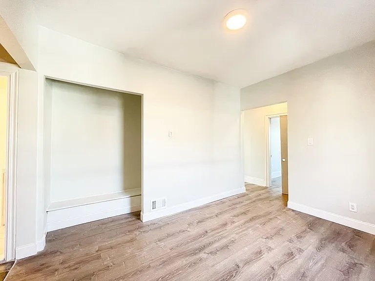 30 Woodbine St #2 — Photo 14