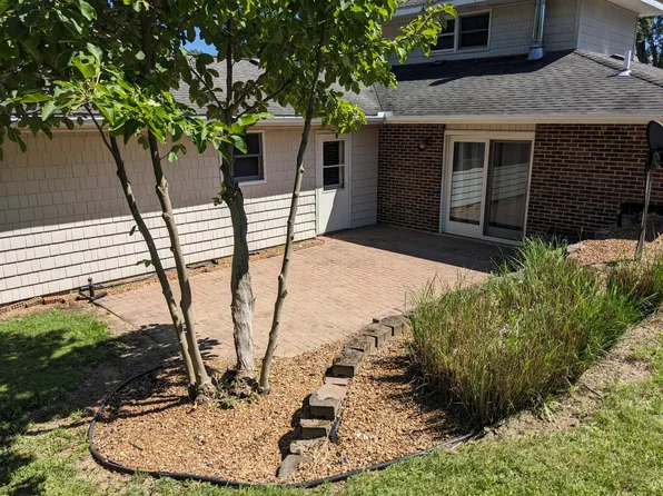 718 Arrowhead Dr, Sidney, OH 45365