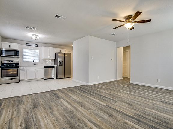 2nd image of 3539 Gaspar Dr