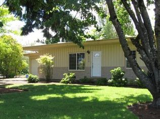 2690 Gilham Rd, Eugene, OR 97408