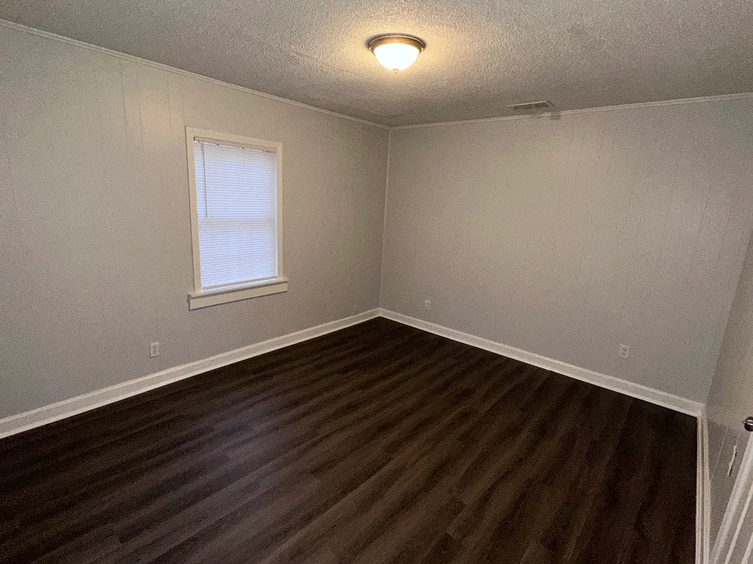 3 bed, 1032 sqft, $1,025 — Photo 3