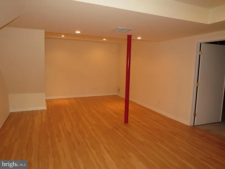 30 Kings Grant Rd — Photo 27
