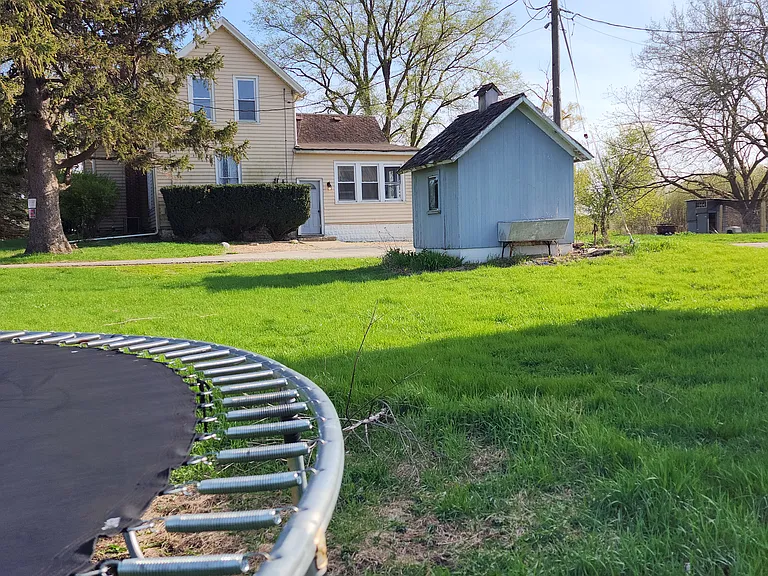 915 N Somonauk Rd — Photo 15