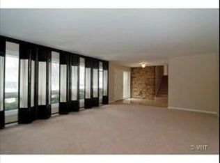 809 Highland Pl, Highland Park, IL 60035