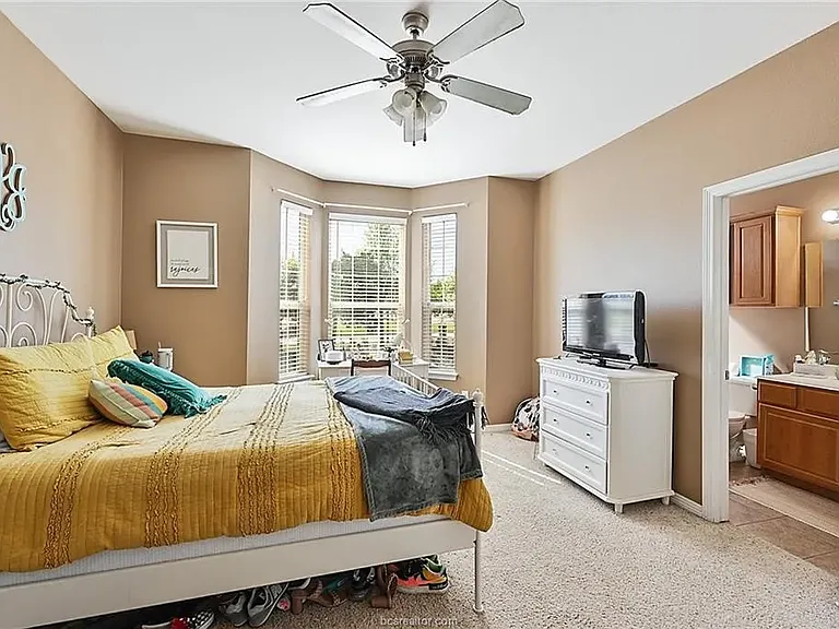 305 Holleman Dr E #1406 — Photo 11