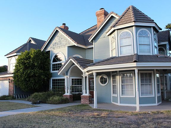 3rd image of 1830 E Hermosa Vista Dr